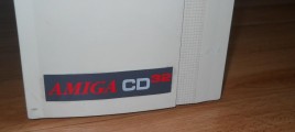CD32 w obudowie PC
